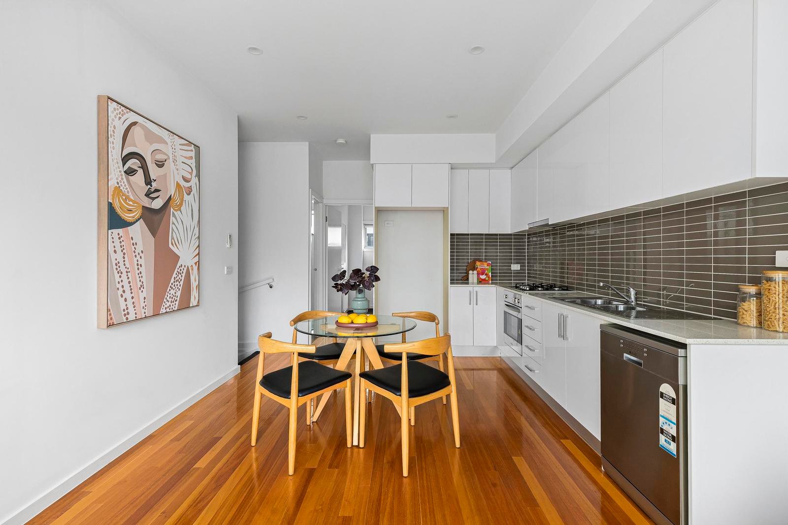 3/10 Lorensen Avenue, Coburg North &ndash; representative photo