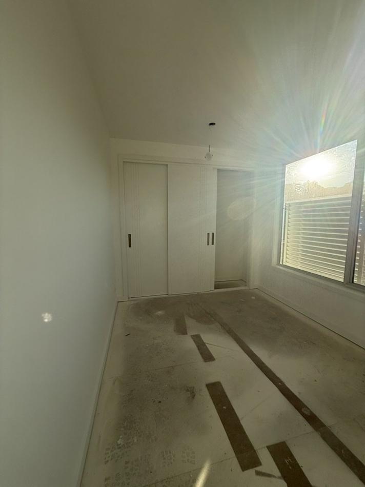 2/91 Boundary Road, Coburg